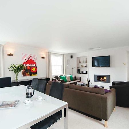 Stylish Three Bedroom Apartment In Heart Of City Bath Eksteriør bilde
